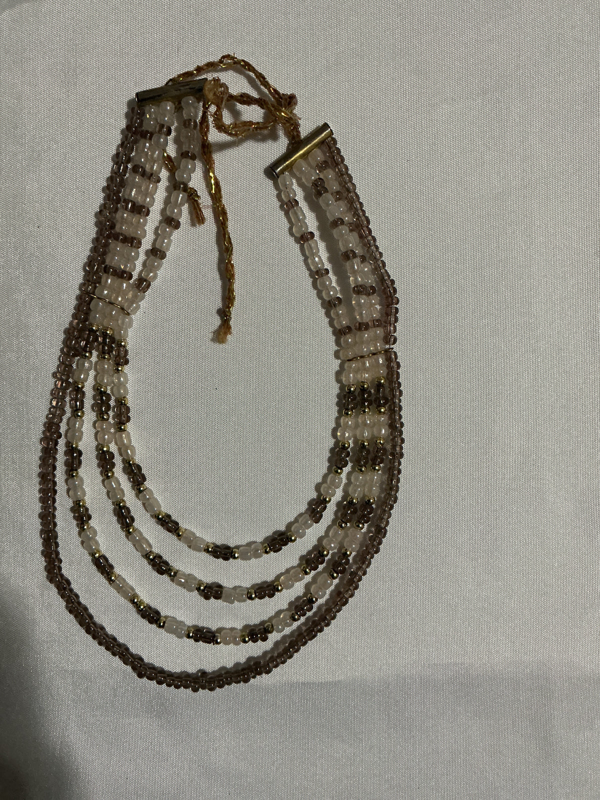 Collares artesanales de cuentas de vidrio