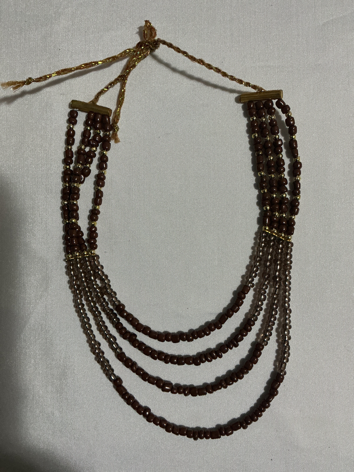 Collares artesanales de cuentas de vidrio